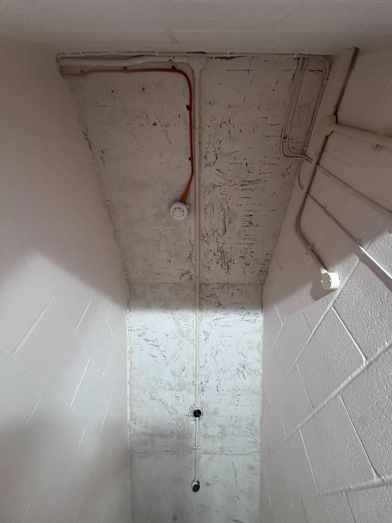 Licensed asbestos gasket removal in a South Norwood commercial property